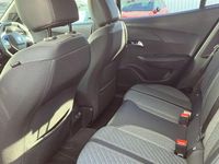 Second-hand Peugeot e-2008 Allure 114 kW (156 CP) 2025 Negru SUV