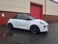 Used Vauxhall Adam Glam 70 HP (51 kW) 2015 White Hatchback
