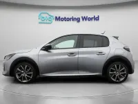 Usado Peugeot 208 GT 100 HP (73 kW) 2023 Cinzento Citadino