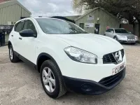 Used Nissan Qashqai Visia 117 HP (86 kW) 2013 White SUV