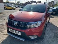 Used Dacia Sandero Lauréate 90 HP (66 kW) 2017 Red Hatchback