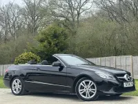 Usado Mercedes E220 SE 170 HP (125 kW) 2014 Preto Cabrios