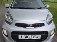 Used Kia Picanto 84 HP (61 kW) 2016 Silver Hatchback