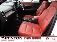 Used Volvo XC40 Inscription 190 HP (139 kW) 2019 White SUV