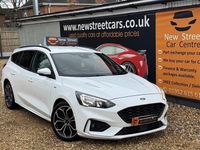 Used Ford Focus ST-Line X 125 HP (91 kW) 2018 White Estate