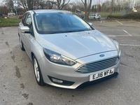 Used Ford Focus Zetec 125 HP (91 kW) 2016 Silver Hatchback