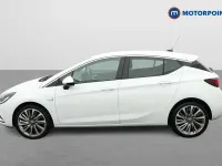Used Vauxhall Astra 150 HP (110 kW) 2019 White Hatchback
