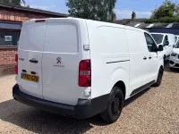 Used Peugeot Expert 2018 White Van