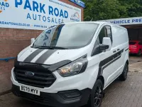 Used Ford Transit Custom 105 HP (77 kW) 2020 White Van