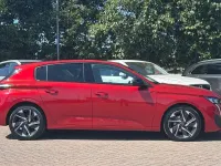 Used Peugeot 308 Allure Premium 129 HP (94 kW) 2022 Red Hatchback