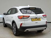 Käytetty Ford Kuga Titanium 120 HP (88 kW) 2021 Valkoinen Katumaasturi