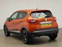 Used Renault Captur Dynamique 90 HP (66 kW) 2013 Orange SUV
