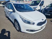 Used Kia Ceed 2014 White Hatchback