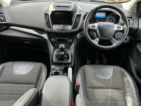 Used Ford Kuga Titanium 180 HP (132 kW) 2016 Red SUV