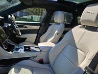 Begagnad Jaguar F-Pace R-Dynamic 2024 Blå SUV