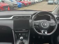 Used MG ZS Exclusive 106 HP (77 kW) 2024 SUV