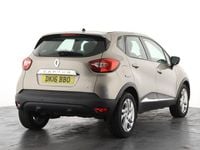 Used Renault Captur Dynamique 90 HP (66 kW) 2016 Beige SUV