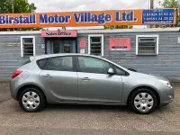 Used Vauxhall Astra 2012 Silver Hatchback