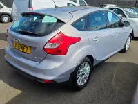 Used Ford Focus Titanium 125 HP (91 kW) 2011 Silver Hatchback