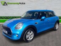 Usado Mini Cooper Hatch 136 HP (100 kW) 2015 Azul Citadino
