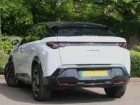Used Peugeot e-3008 GTi 156 kW (213 HP) 2025 White SUV