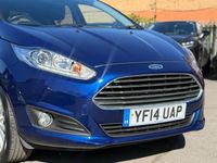 Used Ford Fiesta Titanium 105 HP (77 kW) 2014 Blue Hatchback