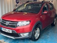 Usado Dacia Sandero Lauréate 90 HP (66 kW) 2016 Citadino