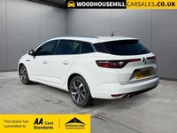 Used Renault Mégane GrandTour Dynamique 110 HP (80 kW) 2017 White Estate