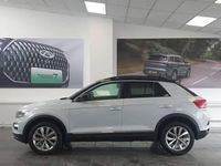 Usado VW T-Roc Design 150 HP (110 kW) 2020 Prateado SUV