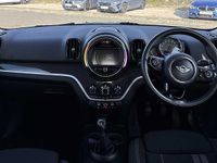 Begagnad Mini Cooper S Countryman 189 HK (139 kW) 2017 Grå SUV