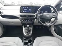 Used Hyundai i10 Premium 67 HP (49 kW) 2023 Silver Hatchback