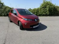 Used Renault Zoe Dynamique 78 kW (107 HP) 2019 Red Hatchback