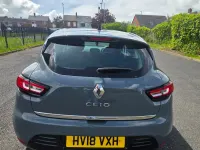 Begagnad Renault Clio IV Urban 2018 Grå Halvkombi