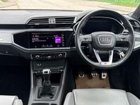 Begagnad Audi Q3 S-Line 150 HK (110 kW) 2022 Vit SUV