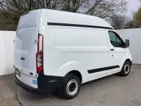 Used Ford Transit Custom Limited 150 HP (110 kW) 2020 White Van