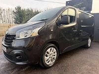 Used Renault Trafic 2018 Black MPV