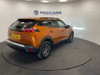 Used Peugeot 2008 Active+ 100 HP (73 kW) 2023 Orange SUV