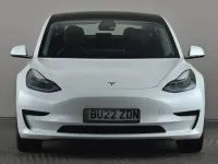 Używany Tesla Model 3 Standard Range 180 kW (245 KM) 2022 Biały Sedan/Limuzyna