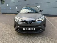 Usado Toyota C-HR 122 CV (89 kW) 2019 Gris SUV