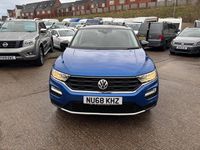 Used VW T-Roc Design 115 HP (84 kW) 2018 Blue SUV