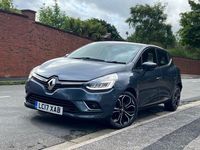Usado Renault Clio IV Dynamique 90 HP (66 kW) 2017 Cinzento Citadino