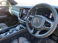 Usado Volvo V60 Plus 2022 Azul Carrinha