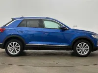 Used VW T-Roc Style 150 HP (110 kW) 2025 Blue SUV