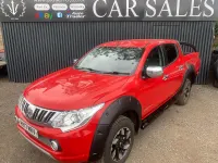 Used Mitsubishi L200 2017 Red Pickup