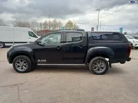 Second-hand Isuzu D-Max 2015 Negru Pickup
