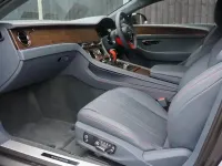 Begagnad Bentley Continental 670 HK (492 kW) 2025 Grå Sportkupé