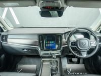 Usado Volvo V90 CC Pro 190 HP (139 kW) 2019 Cinzento Carrinha