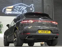 Usado Porsche Macan 252 HP (185 kW) 2019 Cinzento SUV