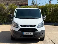 Used Ford Transit Custom 105 HP (77 kW) 2016 White Van