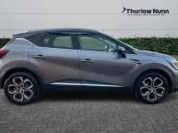 Usado Renault Captur Techno 91 HP (66 kW) 2022 Cinzento SUV